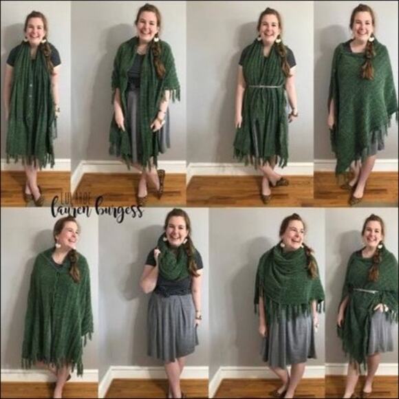 Lularoe Mimi Sweater Wrap Poncho Blue and Tan Marled Knit One Size - Picture 6 of 6